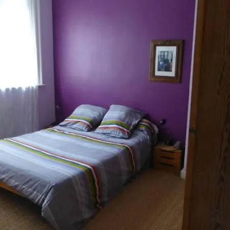 Maison Confortable Et Jardin A Villa Rijsel